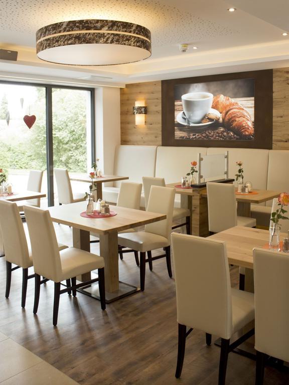 Alpenflair Hotel Buchloe Eksteriør bilde