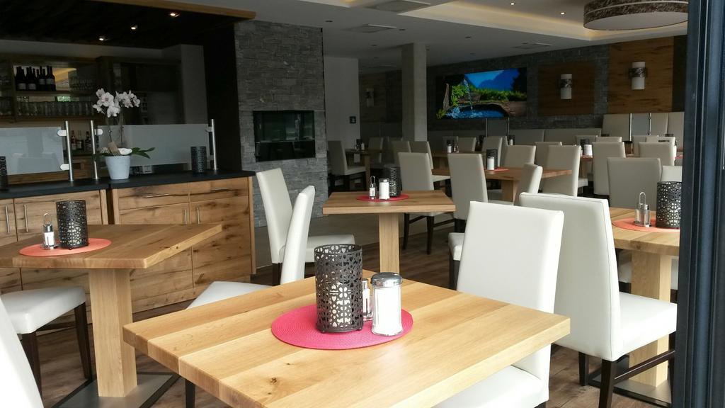 Alpenflair Hotel Buchloe Eksteriør bilde