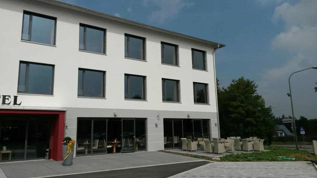 Alpenflair Hotel Buchloe Eksteriør bilde