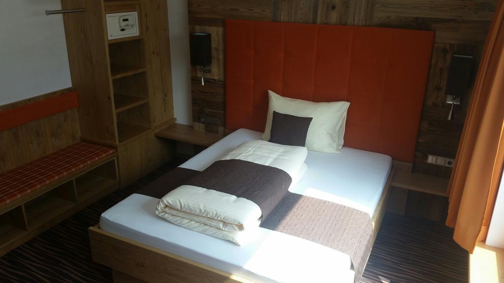 Alpenflair Hotel Buchloe Rom bilde